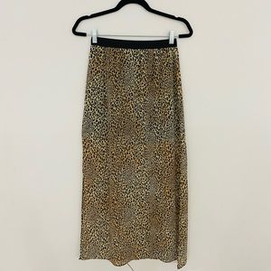 Leopard print maxi skirt by H&M